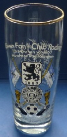 0.5 Glas Tradition, mittlere Schrift, Lwen Fan -Club Roding, mit Unterschriften