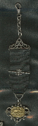 Bierzipfel_gehender_Lowe